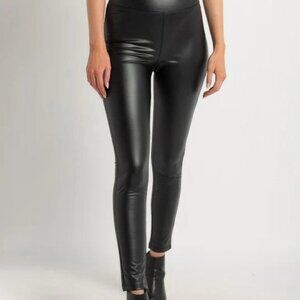Women's Vegan Leather pull on leggings Black Size Large